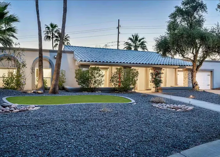 Holiday home Family Pool House Oasis With Game