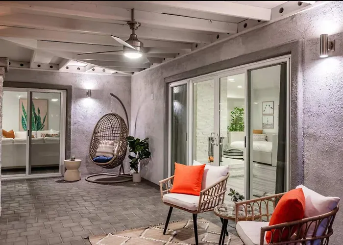 Holiday home Family Pool House Oasis With Game